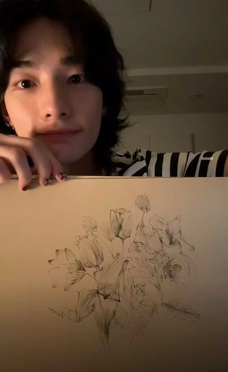 Hwang Hyunjin thumbnail