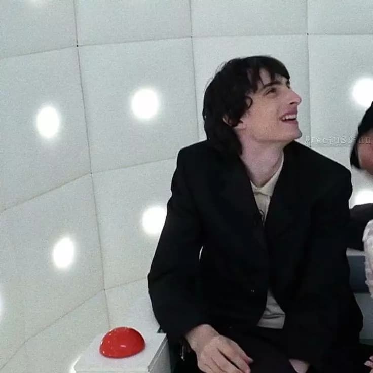 Finn wolfhard thumbnail