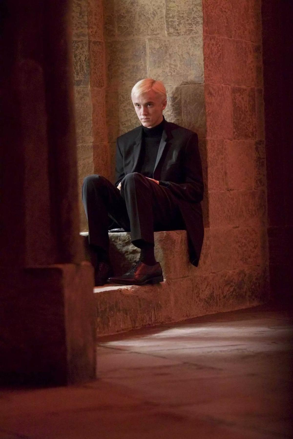 Draco Malfoy thumbnail