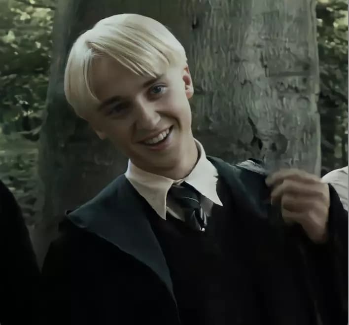 Draco Malfoy thumbnail