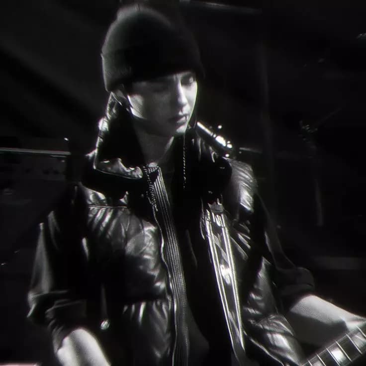 Tom Kaulitz thumbnail
