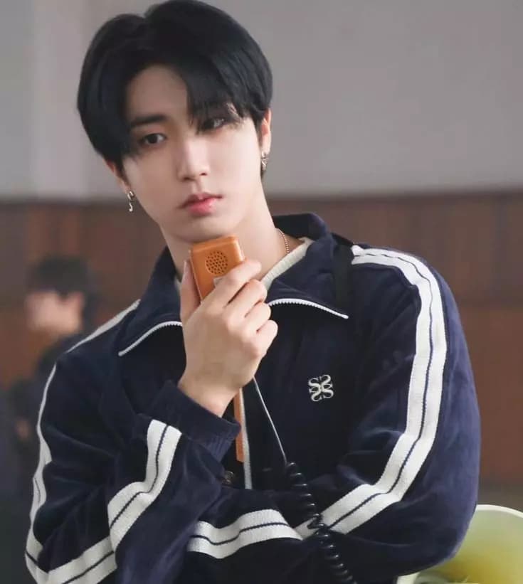 Han Jisung thumbnail