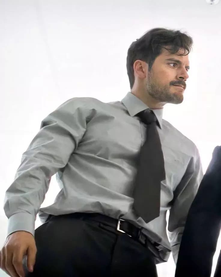 Henry Cavil thumbnail