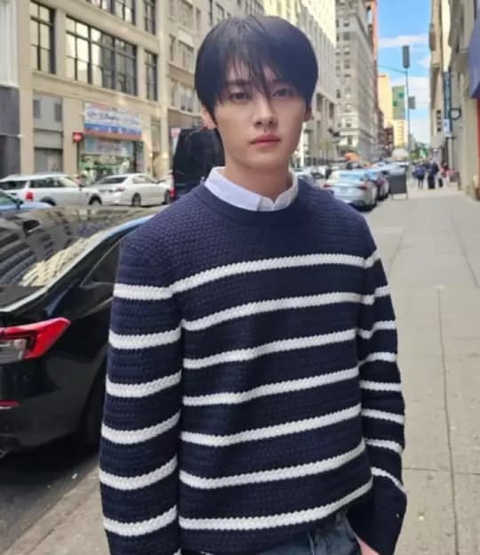 Lee know  thumbnail