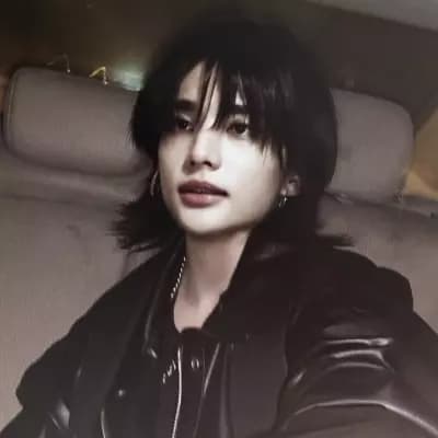 Hwang Hyunjin thumbnail