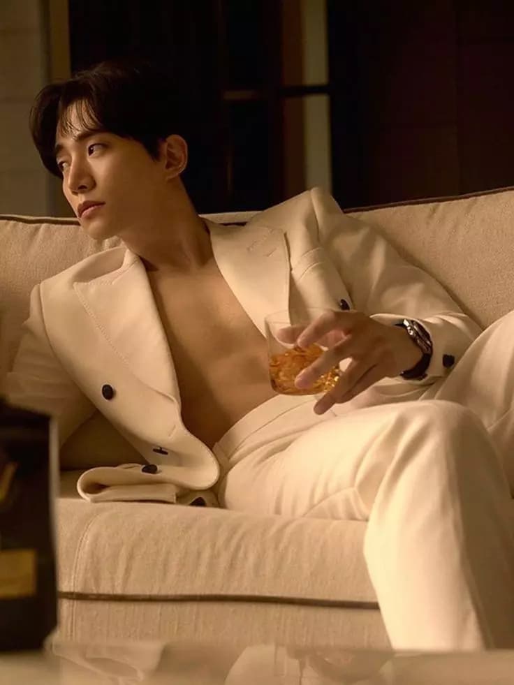 Lee Jun Ho thumbnail