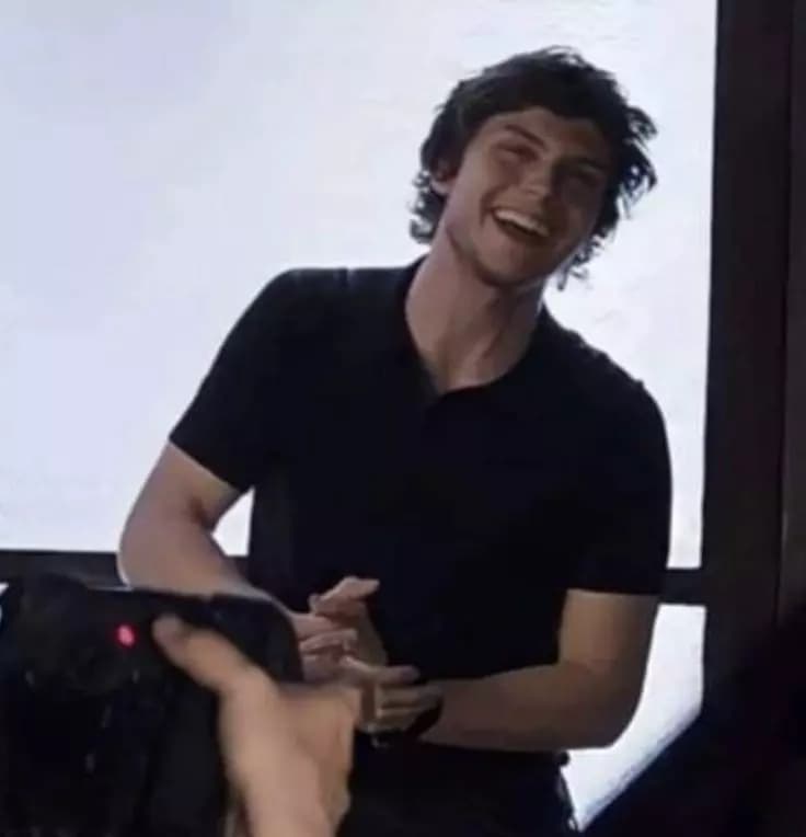 Evan Peters thumbnail