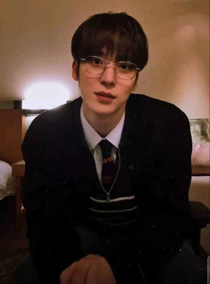 Jeong Yunho thumbnail