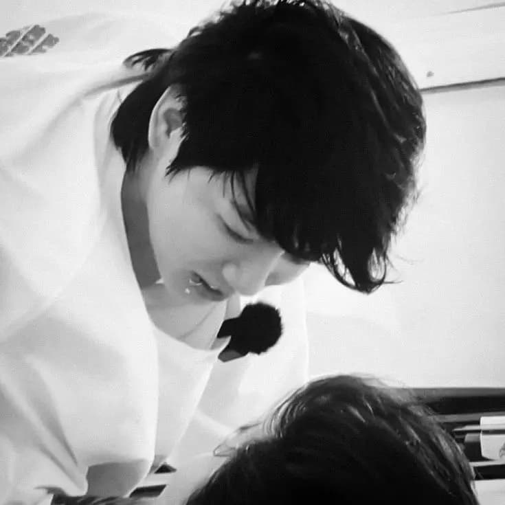 Jeon Jungkook thumbnail