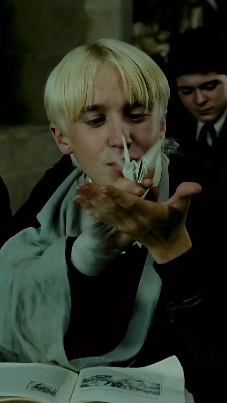 Draco Malfoy thumbnail