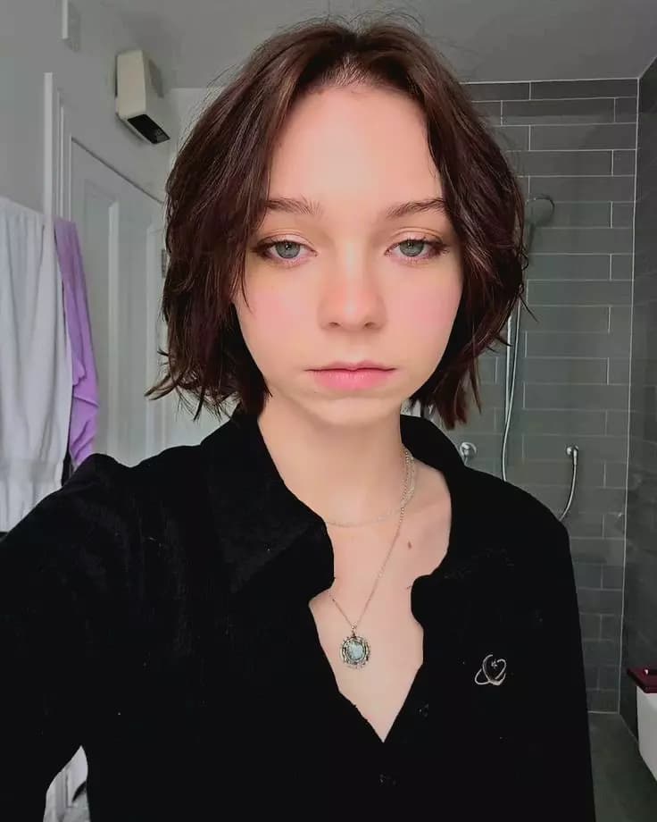 Emma Myers thumbnail