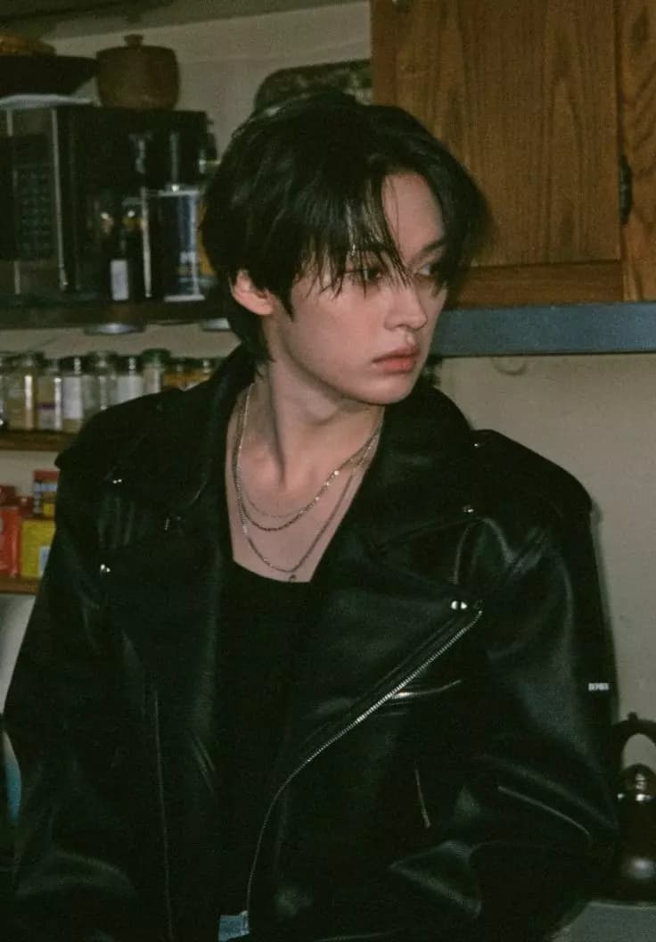 Lee Know (Minho) thumbnail