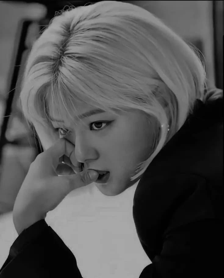 Yoo Jeongyeon thumbnail