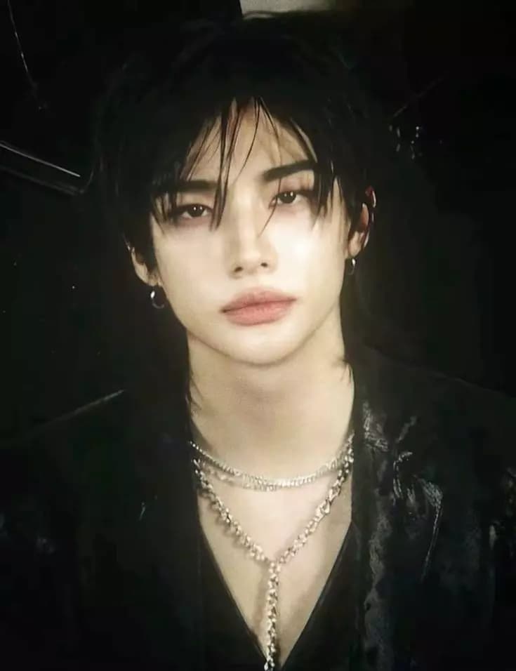 Hyunjin thumbnail