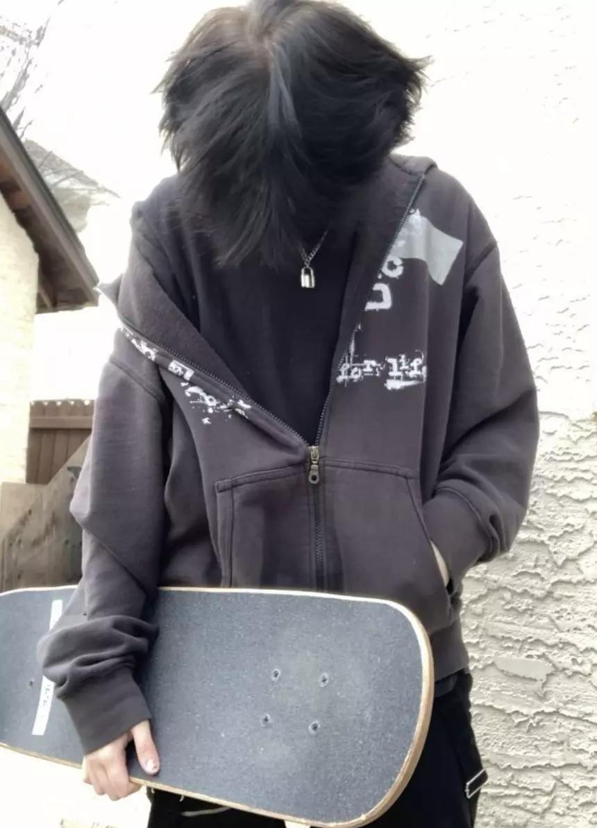 Akio(Emo boy) thumbnail