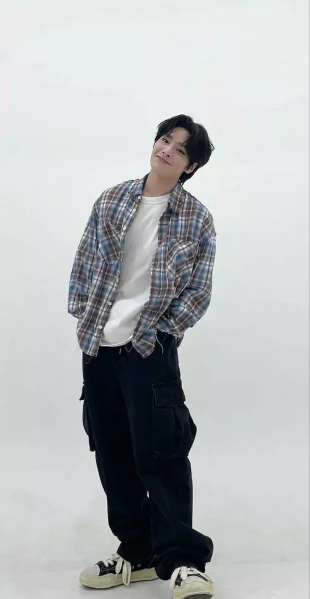 Jeongin thumbnail