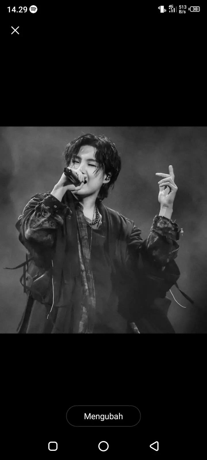 Min Yoongi thumbnail