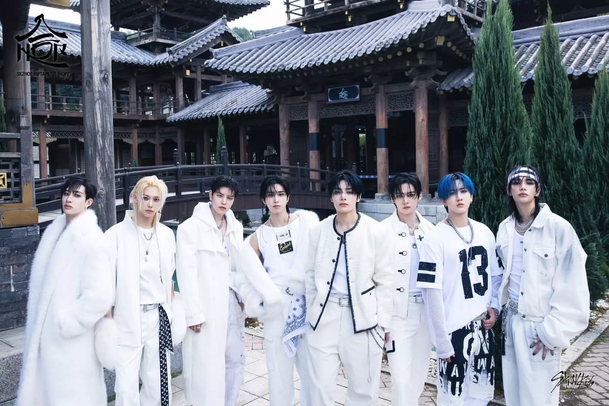 Stray Kids | OT8 thumbnail