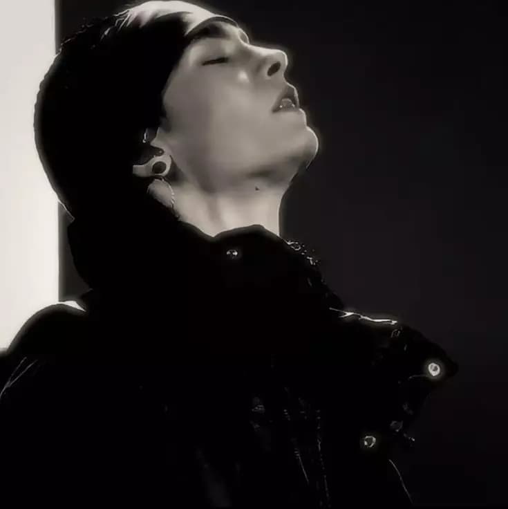 Tom Kaulitz thumbnail