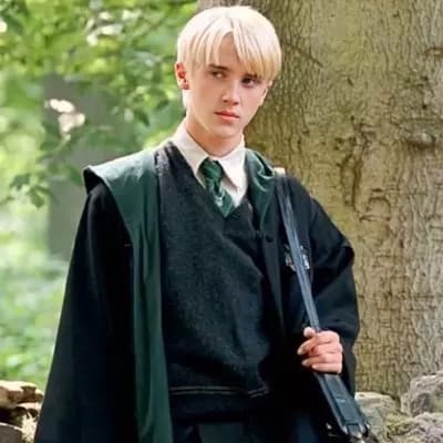 Draco Malfoy (senior hogwarts academy)  thumbnail