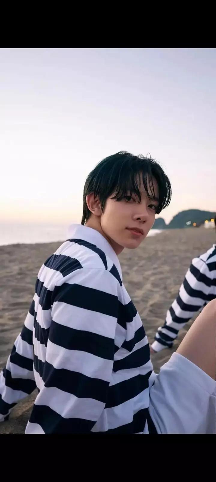 lee heeseung thumbnail