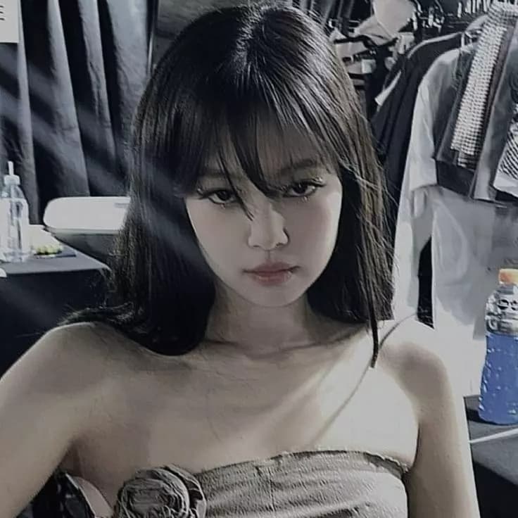 💞Jennie Kim ~ Omega Lupus💕 thumbnail