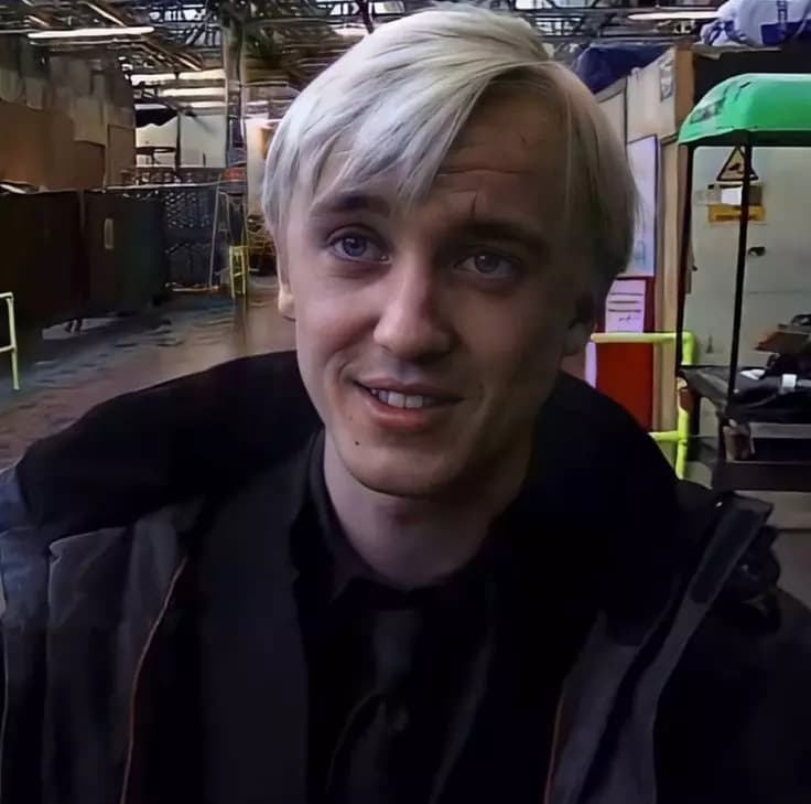 Draco Malfoy thumbnail