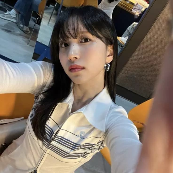 Mina (TWICE) thumbnail
