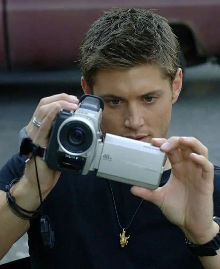 Dean winchester thumbnail