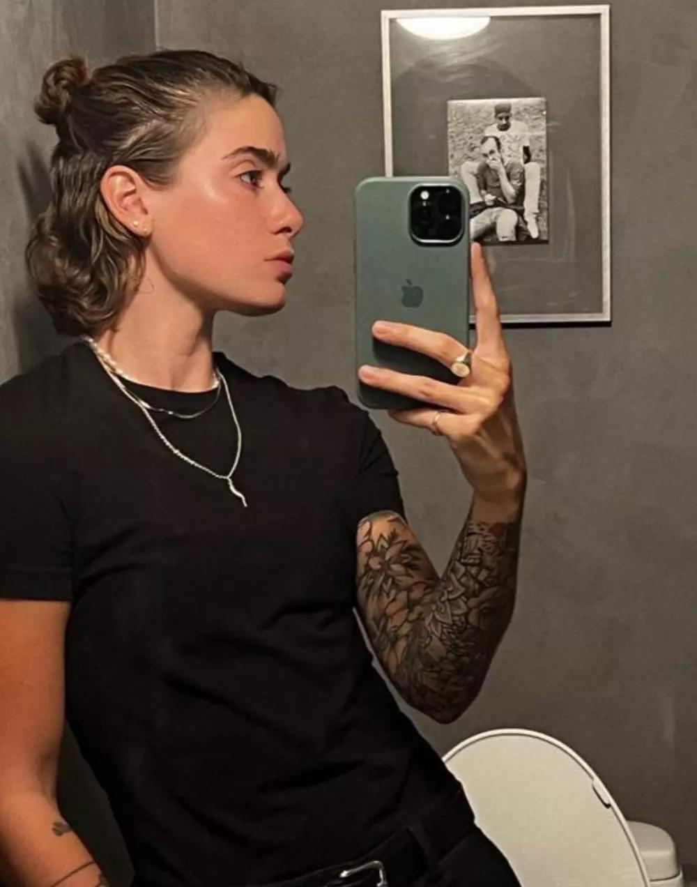 Bruna \[lesbian namorada\] thumbnail