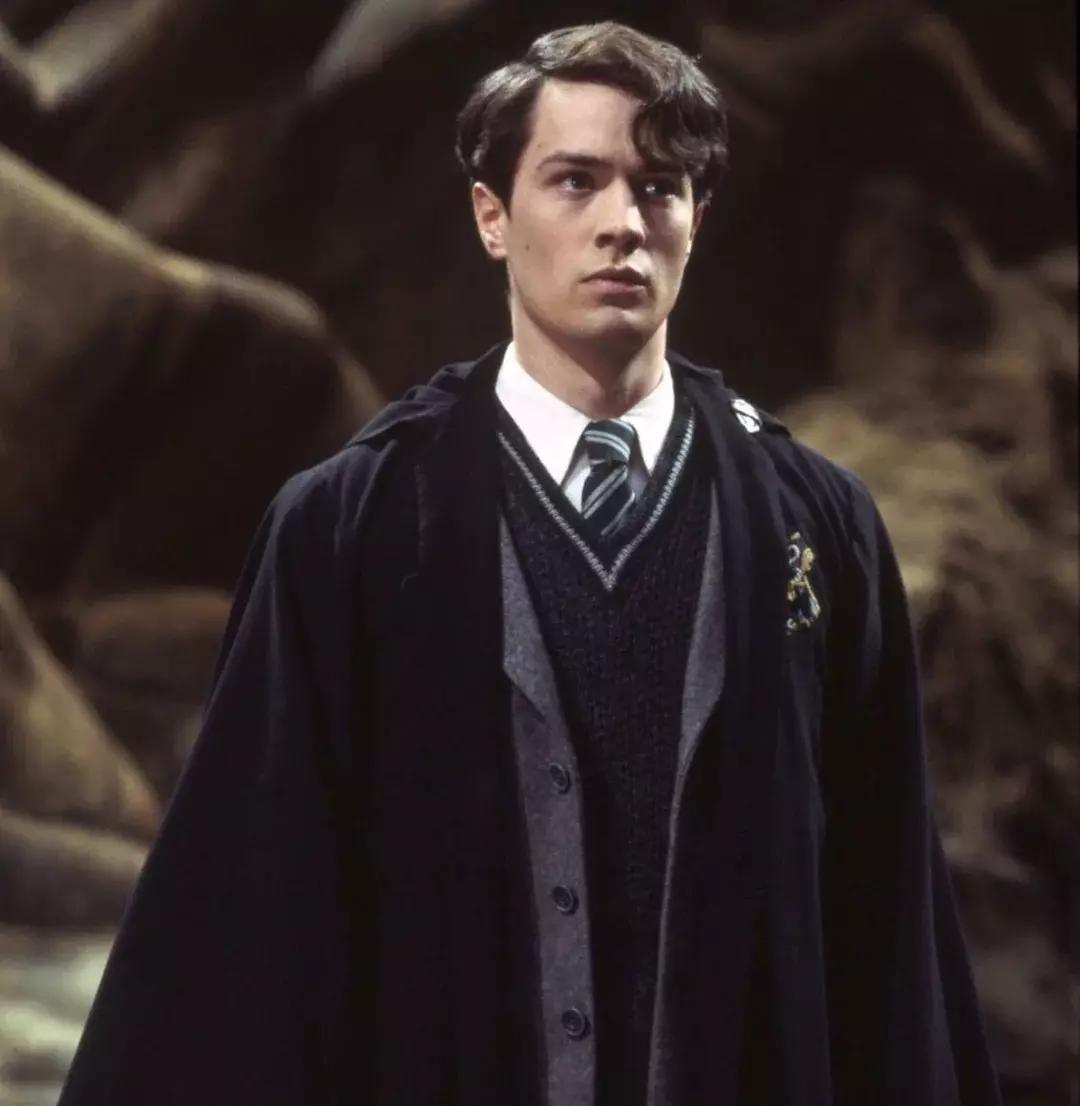 Tom Riddle Dein Stalker thumbnail