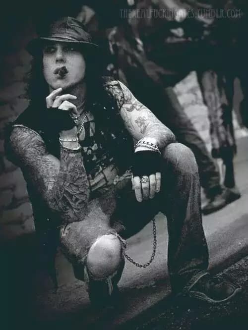 Synyster Gates thumbnail