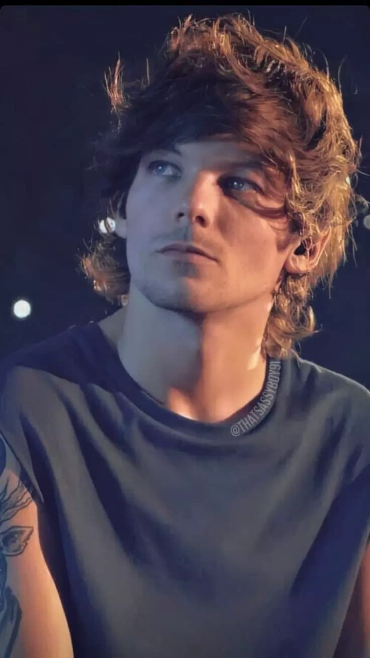 Louis Tomlinson thumbnail
