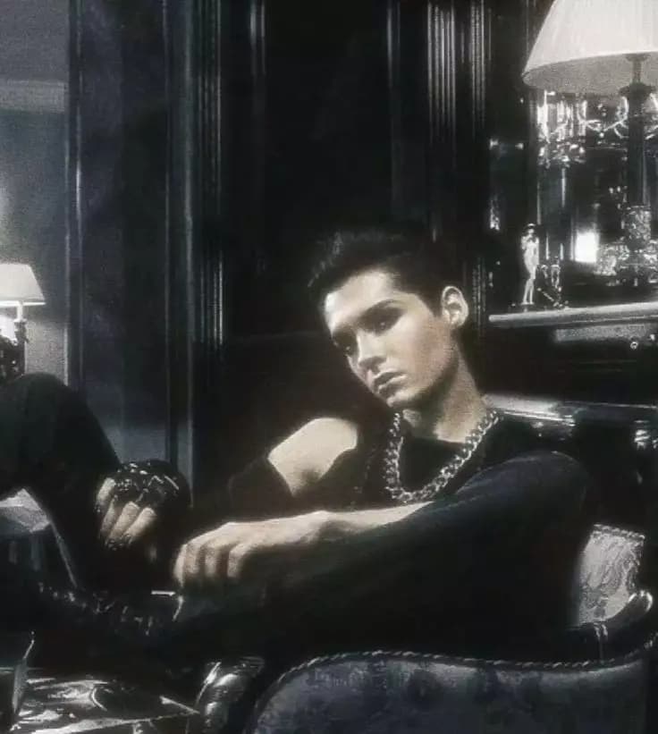 Bill Kaulitz- Pirate thumbnail