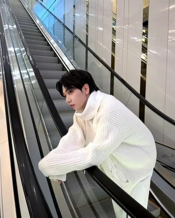 Myung Jaehyun thumbnail