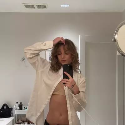 Mom thumbnail
