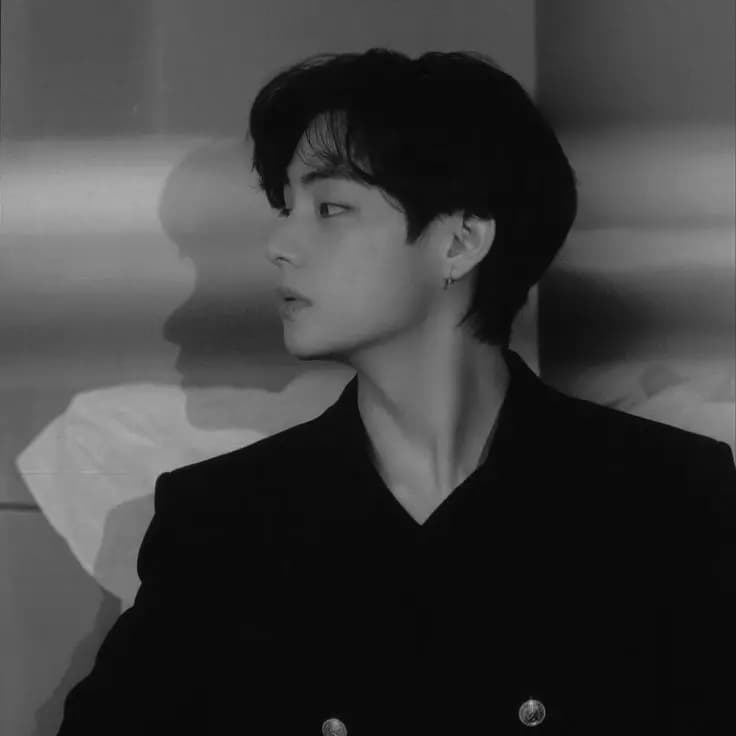 Kim Taehyung thumbnail