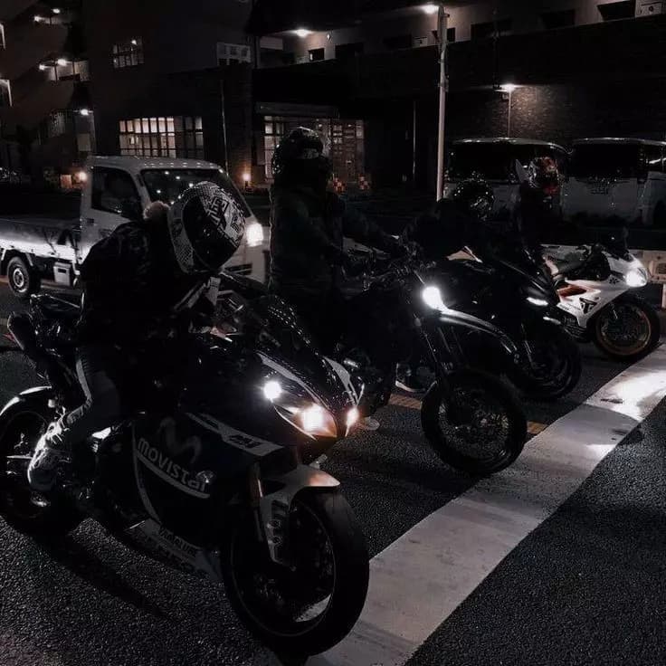 Biker friend group (bl)• thumbnail