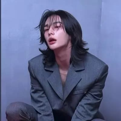 Hyunjin thumbnail