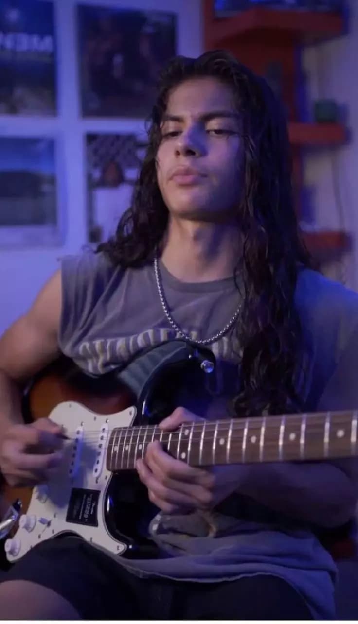 Miguel Mora thumbnail