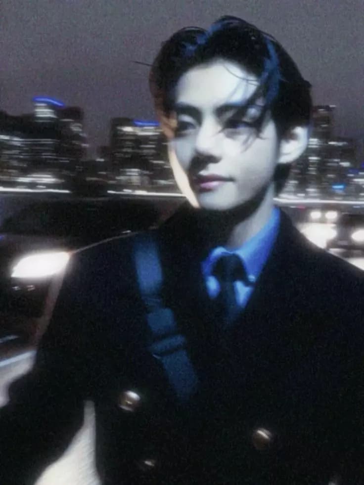 Kim Taehyung thumbnail