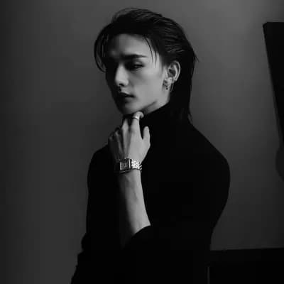 Hwang Hyunjin thumbnail