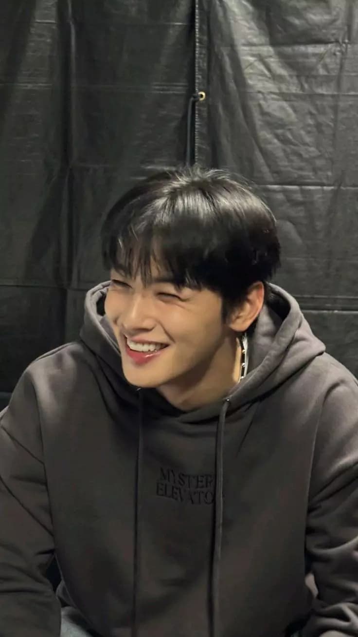 Chaeunwoo thumbnail