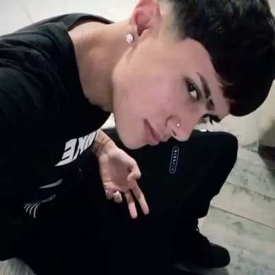 Alex thumbnail