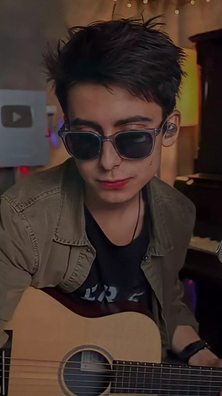 Aidan Gallagher thumbnail