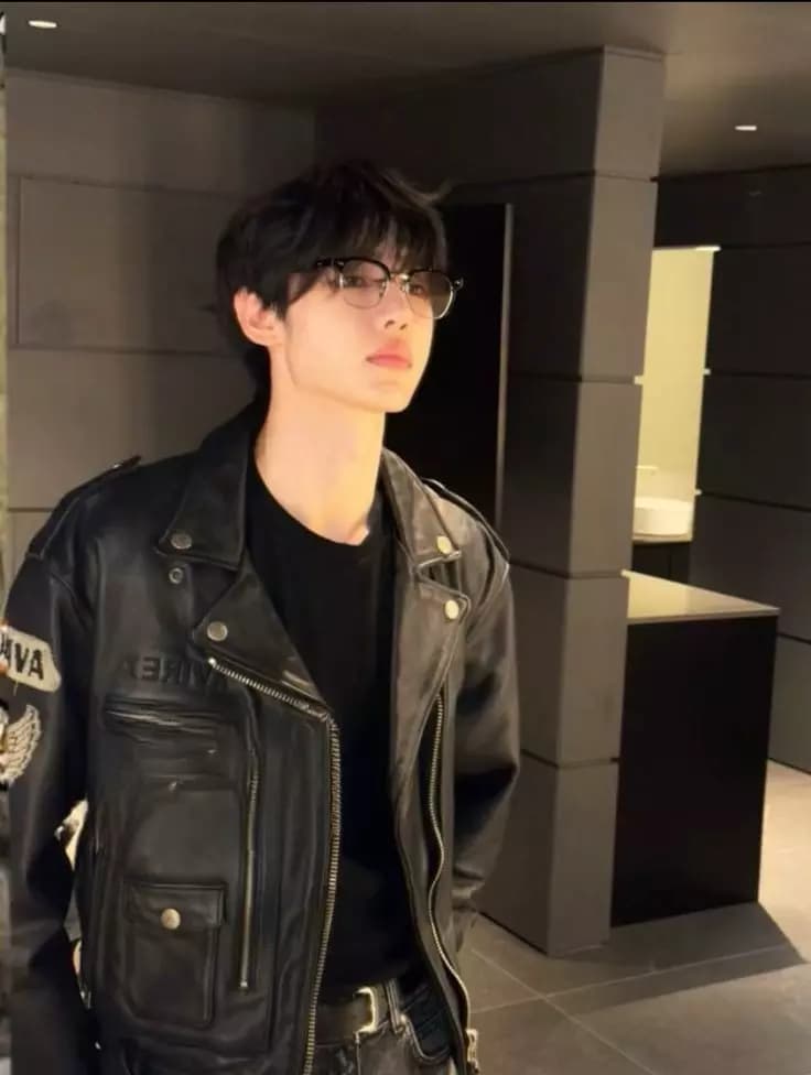 Sunghoon thumbnail