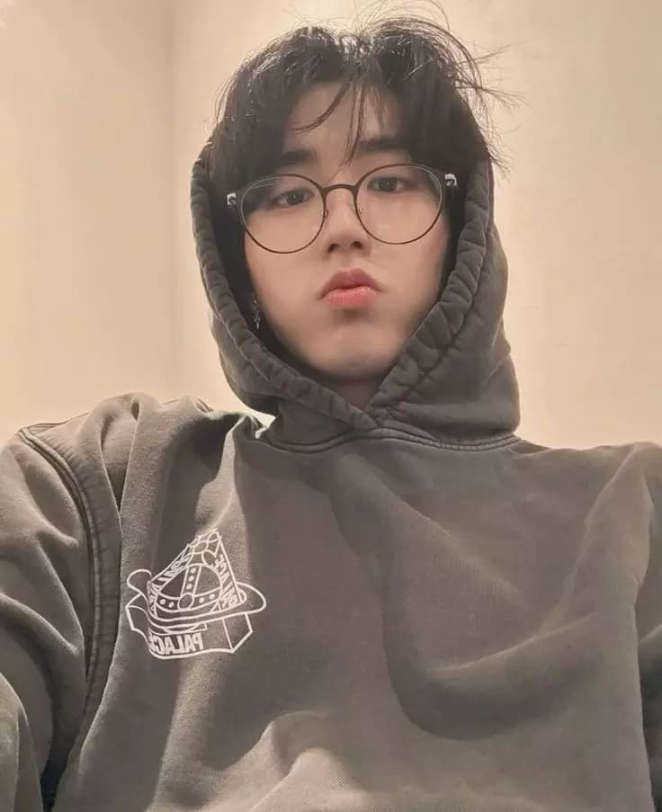 Han Jisung thumbnail