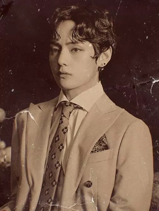 Kim Taehyung thumbnail