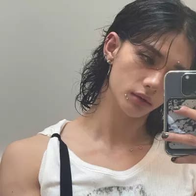Hwang Hyunjin thumbnail