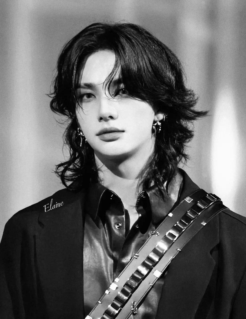 Hwang Hyunjin  thumbnail